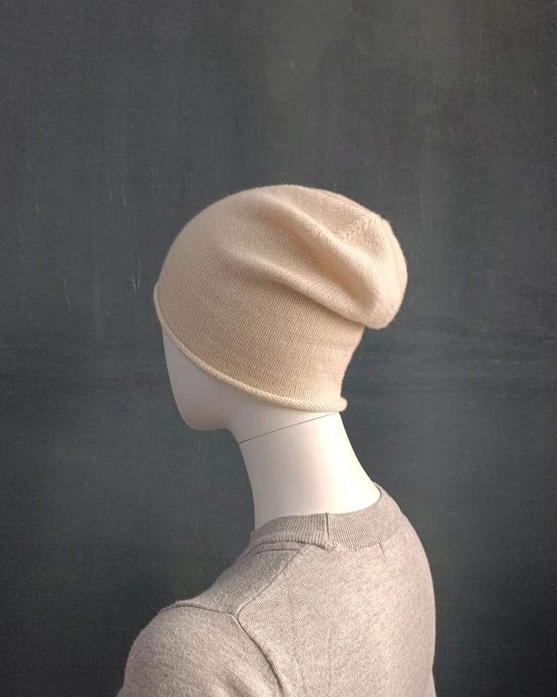 Шапочка бини 100% кашемир — Молочный