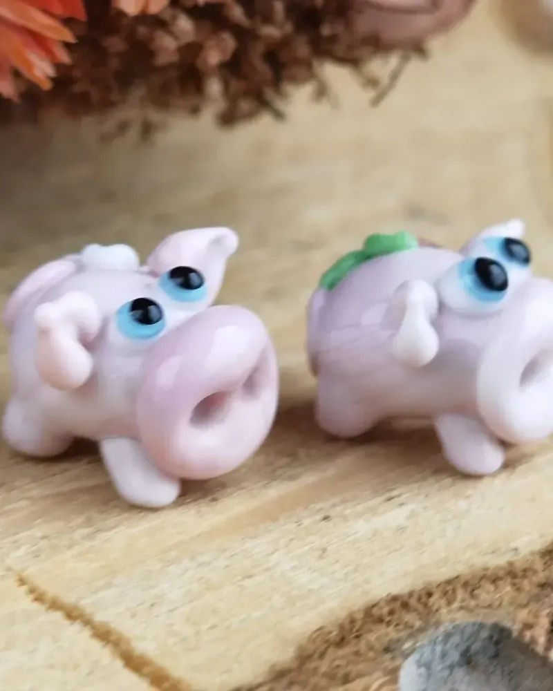 Стеклянная фигурка «Свинка» — Пара, Розочка