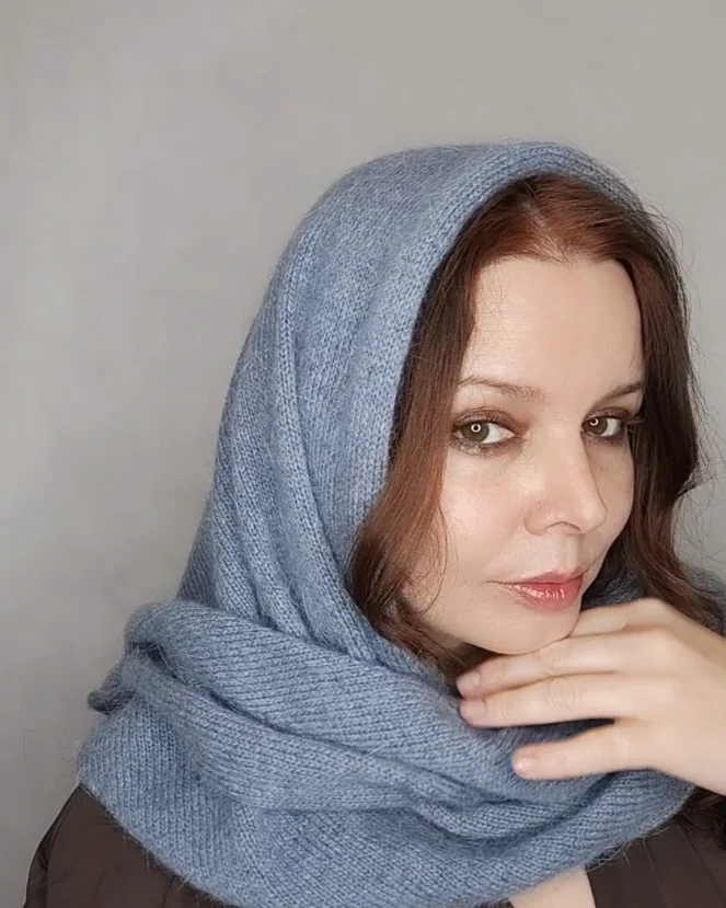 косынка вязаная теплая из ангоры — серо-голубая косынка