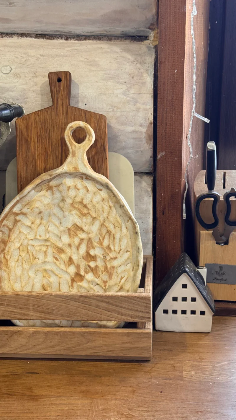 Доска сервировочная керамическая, бежевая