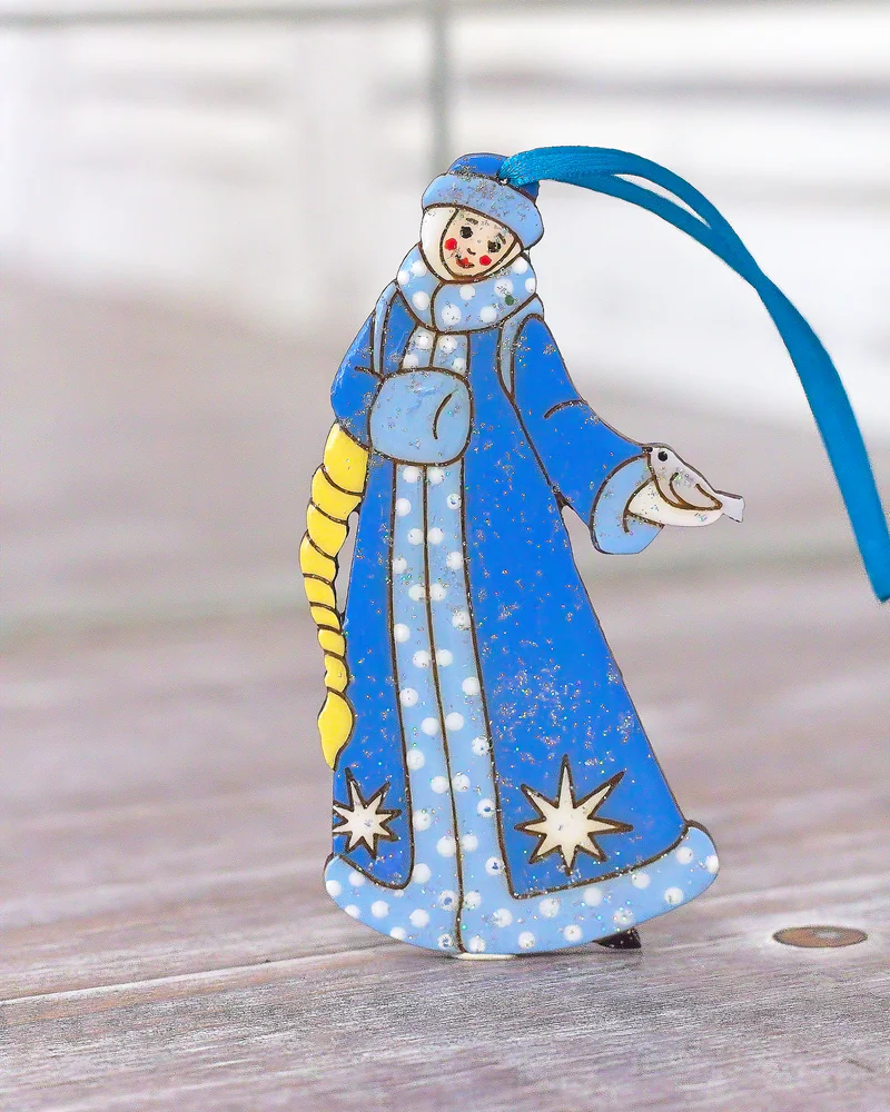 Игрушка на елку деревянная Снегурочка