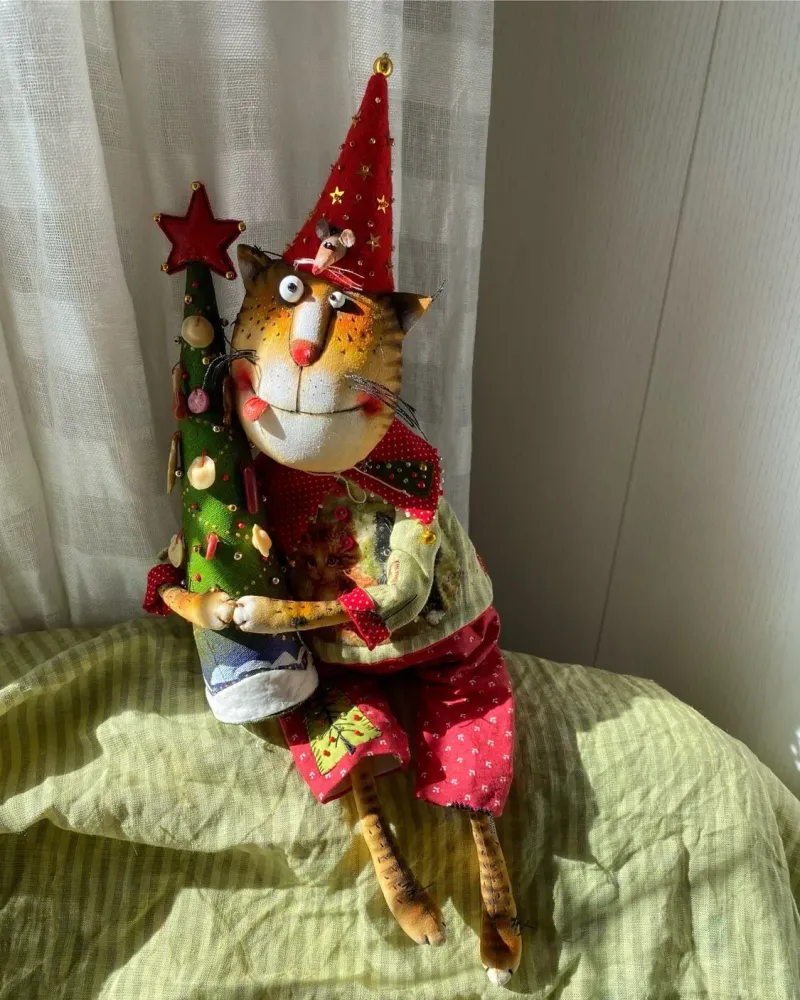 Новогодний кот с ёлочкой, текстильная кукла, 44 см