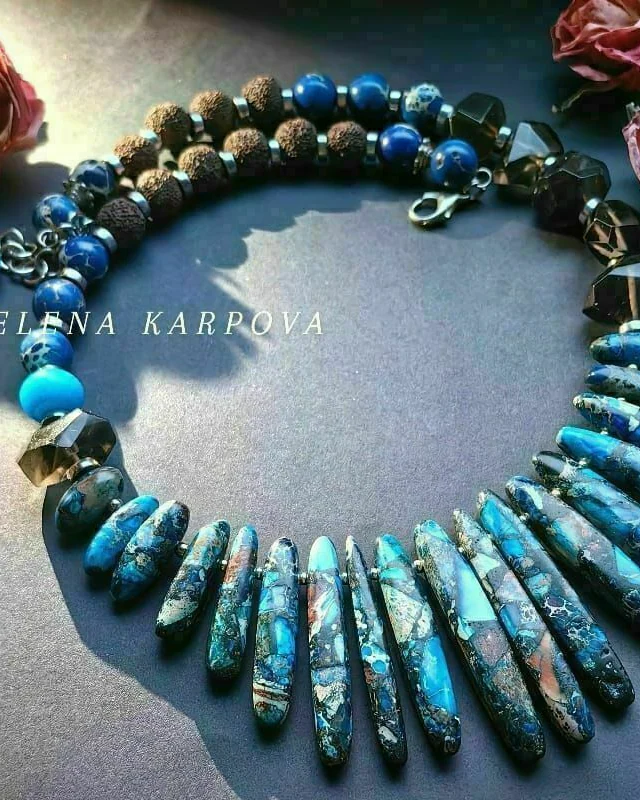 Колье с агатом, варисцитом, раухтопазом