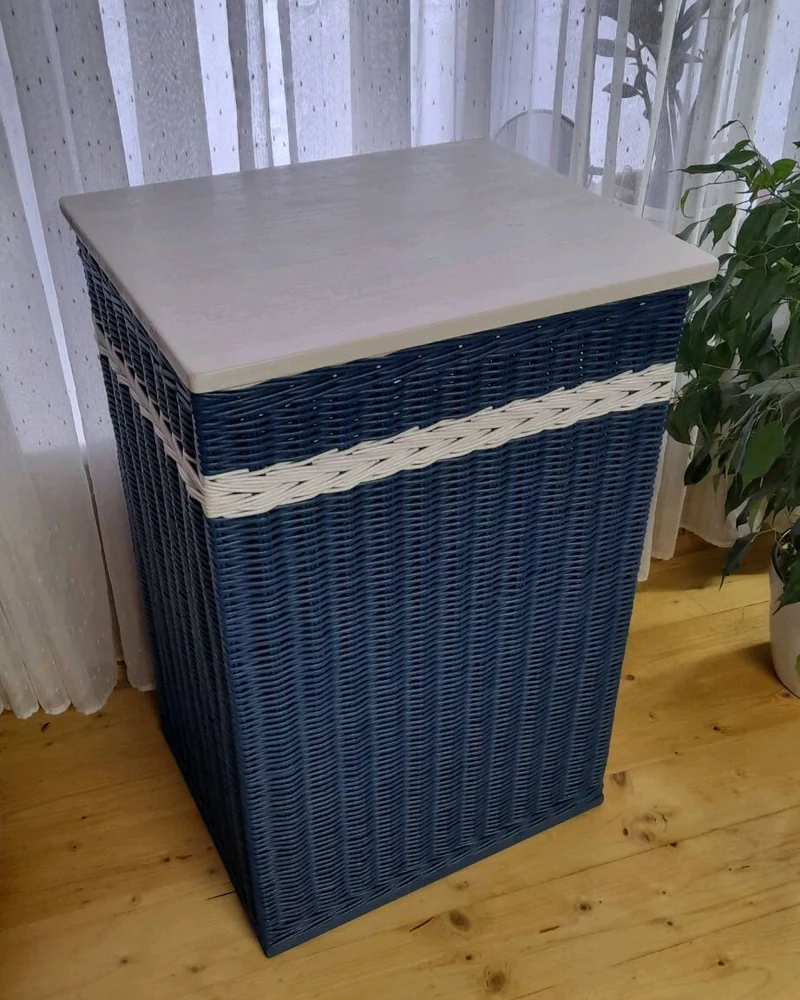 Плетеный сундук на каркасе