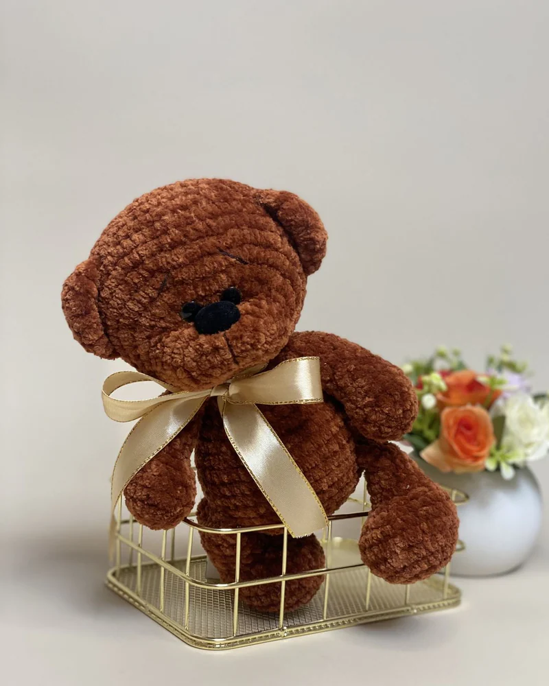 Вязаный коричневый мишка амигуруми