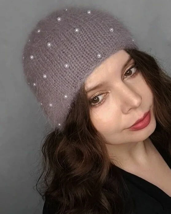 мини шапочка с бусинами