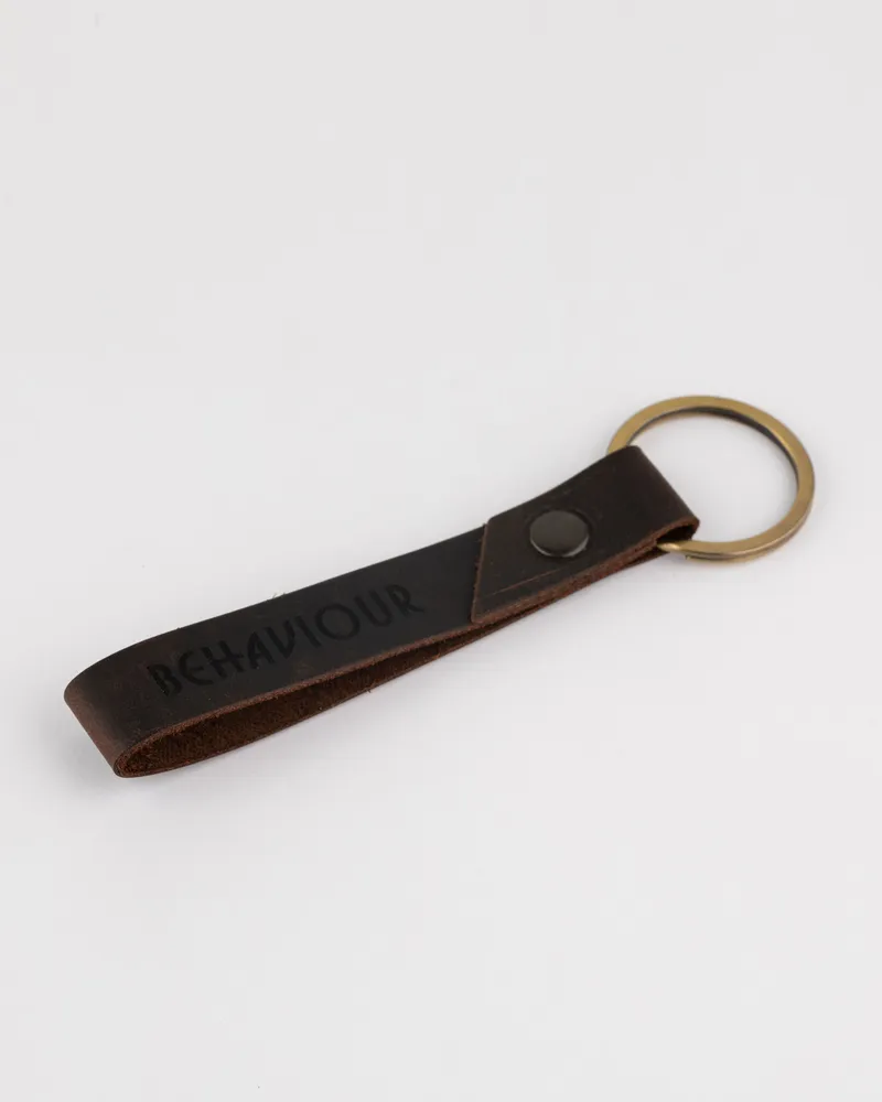 Кожаный брелок для ключей с металлическим кольцом — Темно-коричневый
