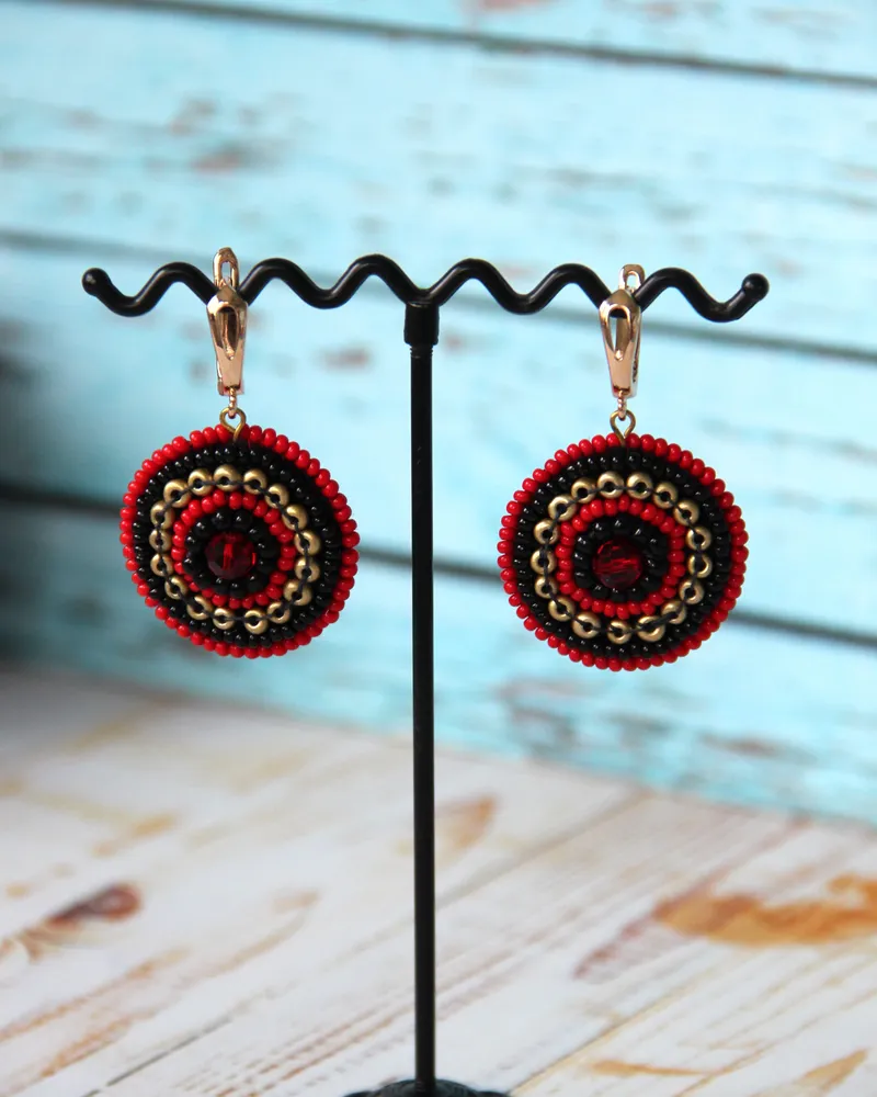 Серьги из бисера — Дерзкий красный