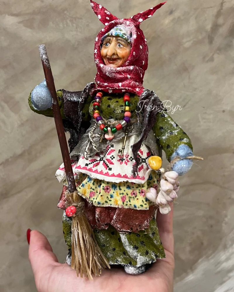 Ватная ёлочная / интерьерная игрушка БАБА ЯГА