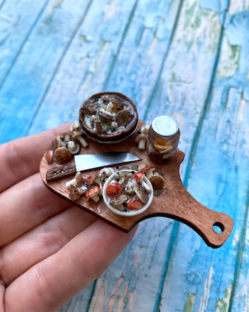 Кукольная Миниатюра «Грибные запасы 🍄🟫»