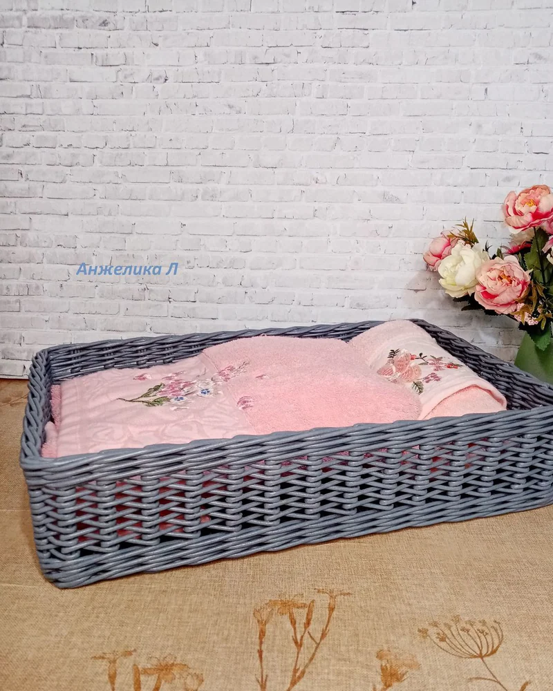 Корзина,короб для хранения вещей,полотенец в ванной комнате