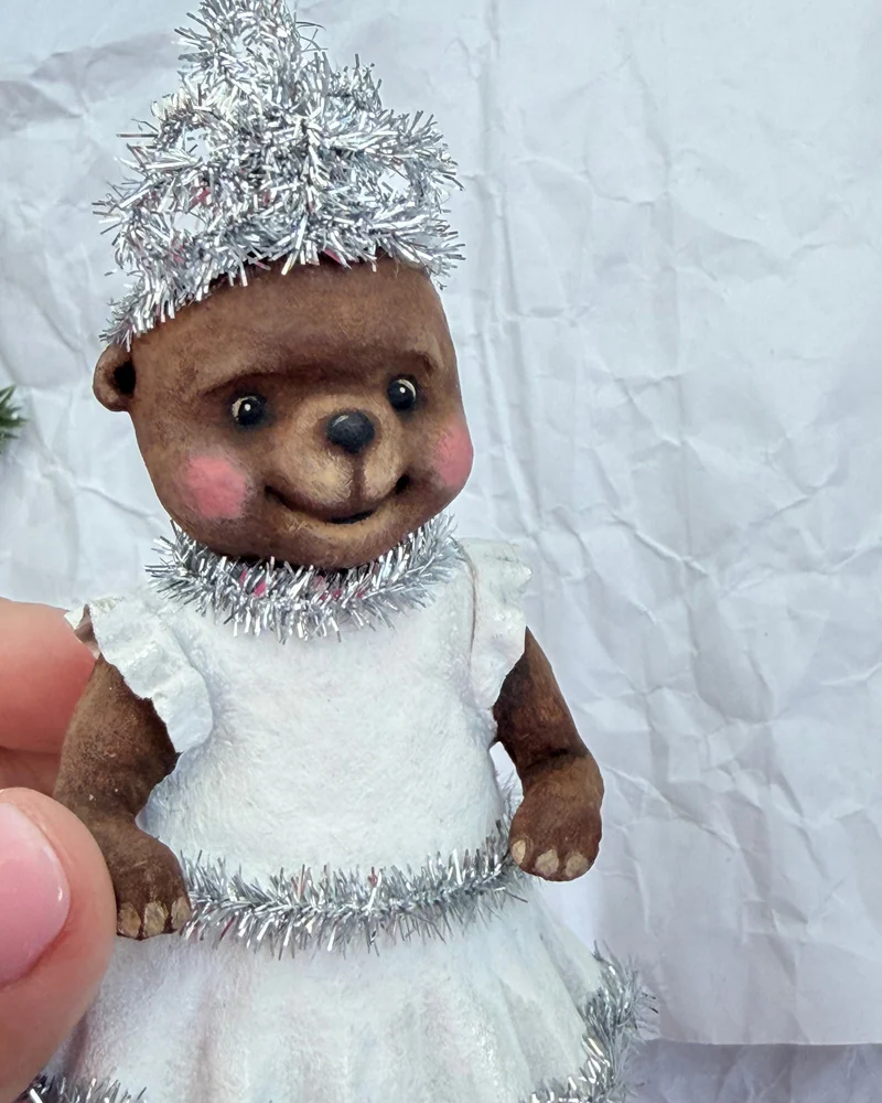 Ватная ёлочная игрушка «Снежинка»