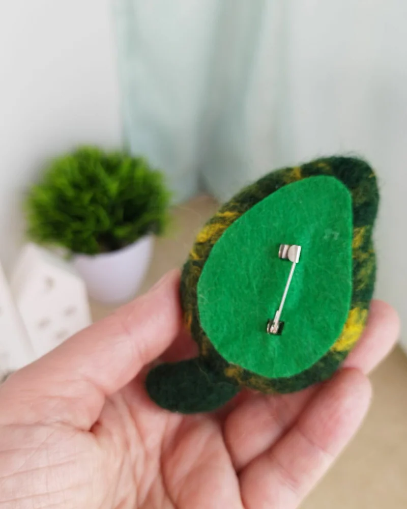 Игольницы божья коровка, мухомор, Елка, Игрушка из шерсти