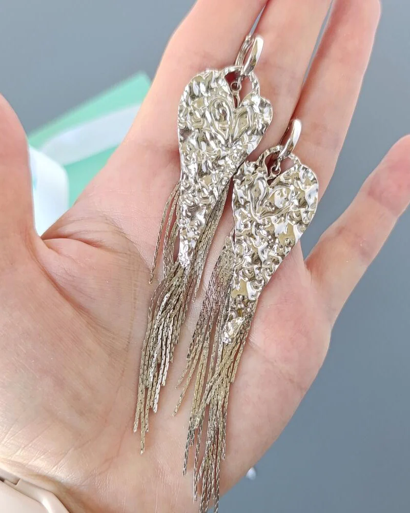 Серьги длинные с кистями из цепочек и большими сердцами