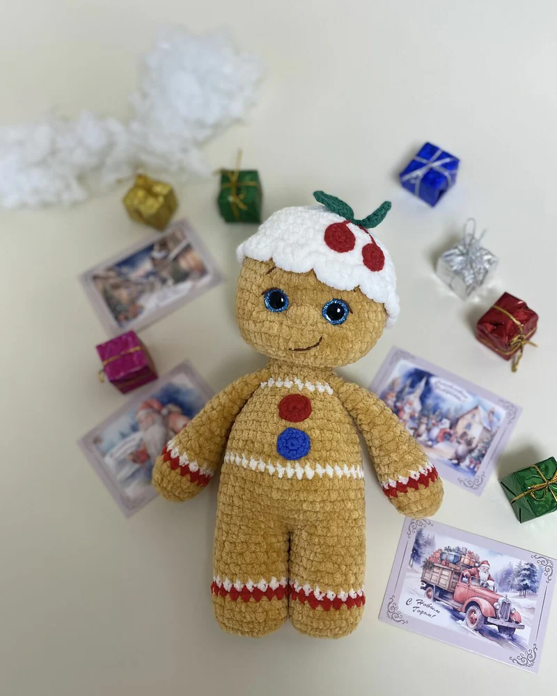 Вязаный пряничный человечек амигуруми