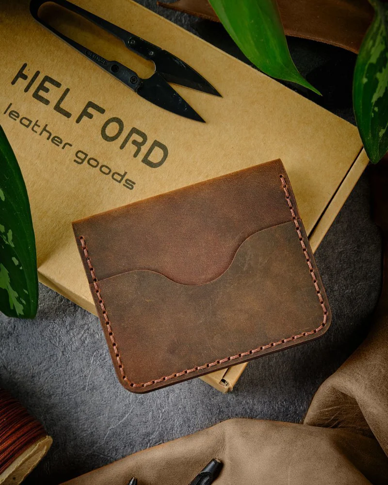 Картхолдер из натуральной кожи HELFORD Деккер2 коричневый