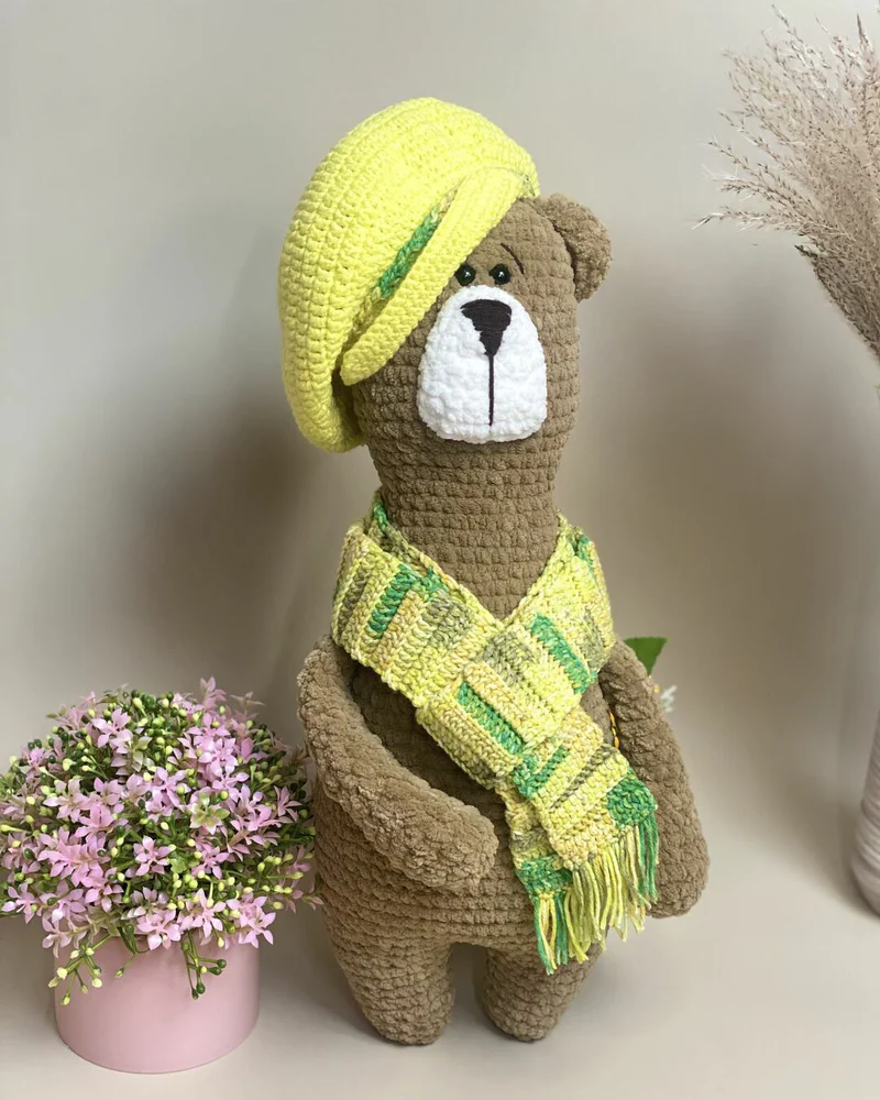 Вязаный коричневый мишка амигуруми
