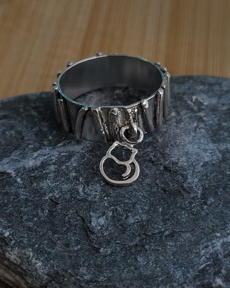 Кольцо серебряное 925 пробы — С подвеской