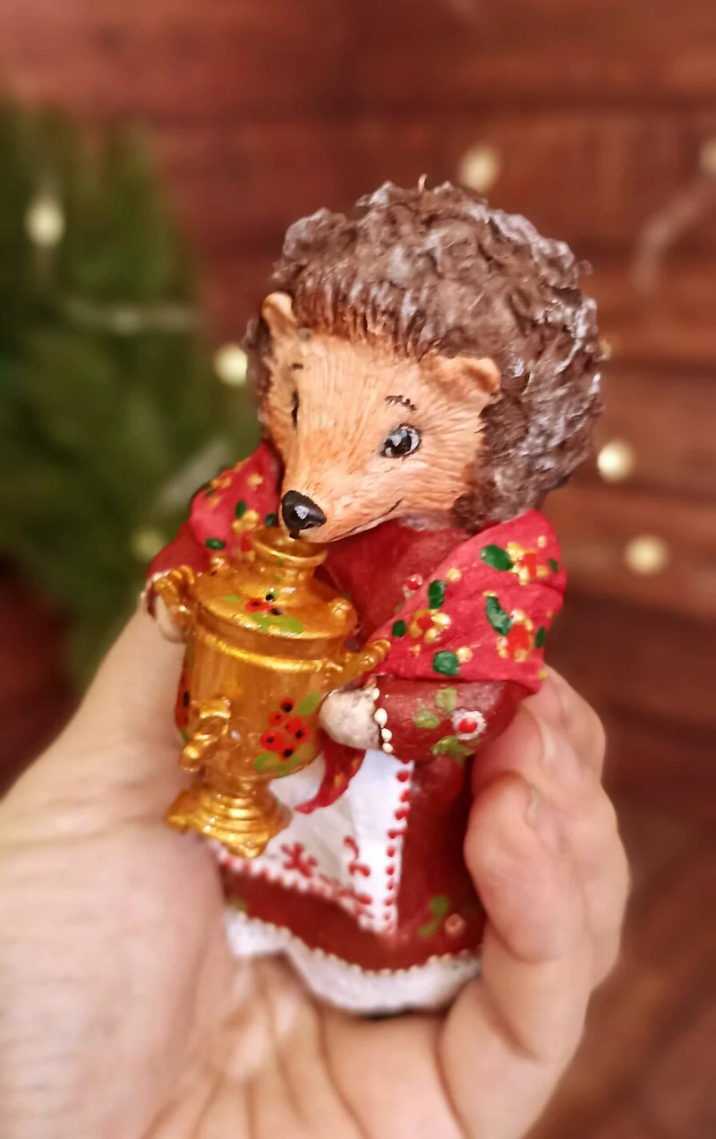 Ежиха с самоваром