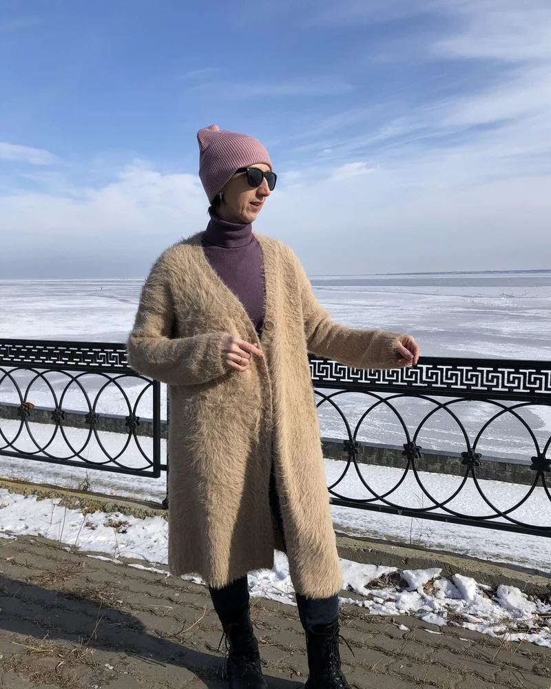 Бежевый Кардиган женский пушистый