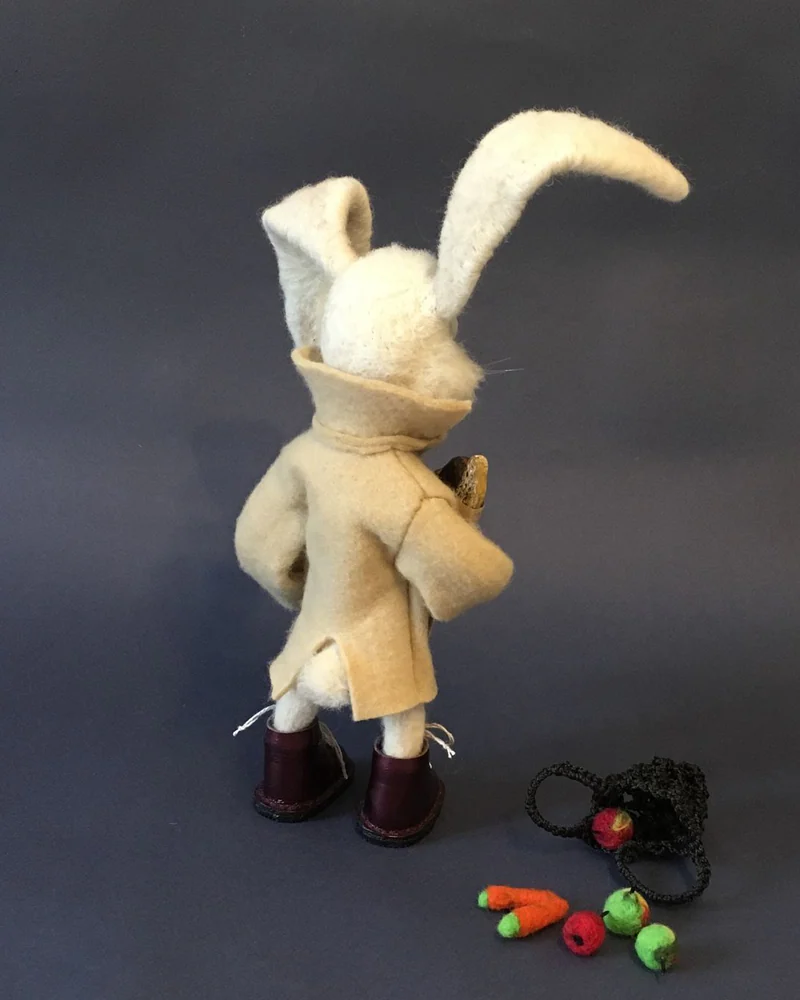 Заяц Проша. Войлочная игрушка. Игрушка из шерсти