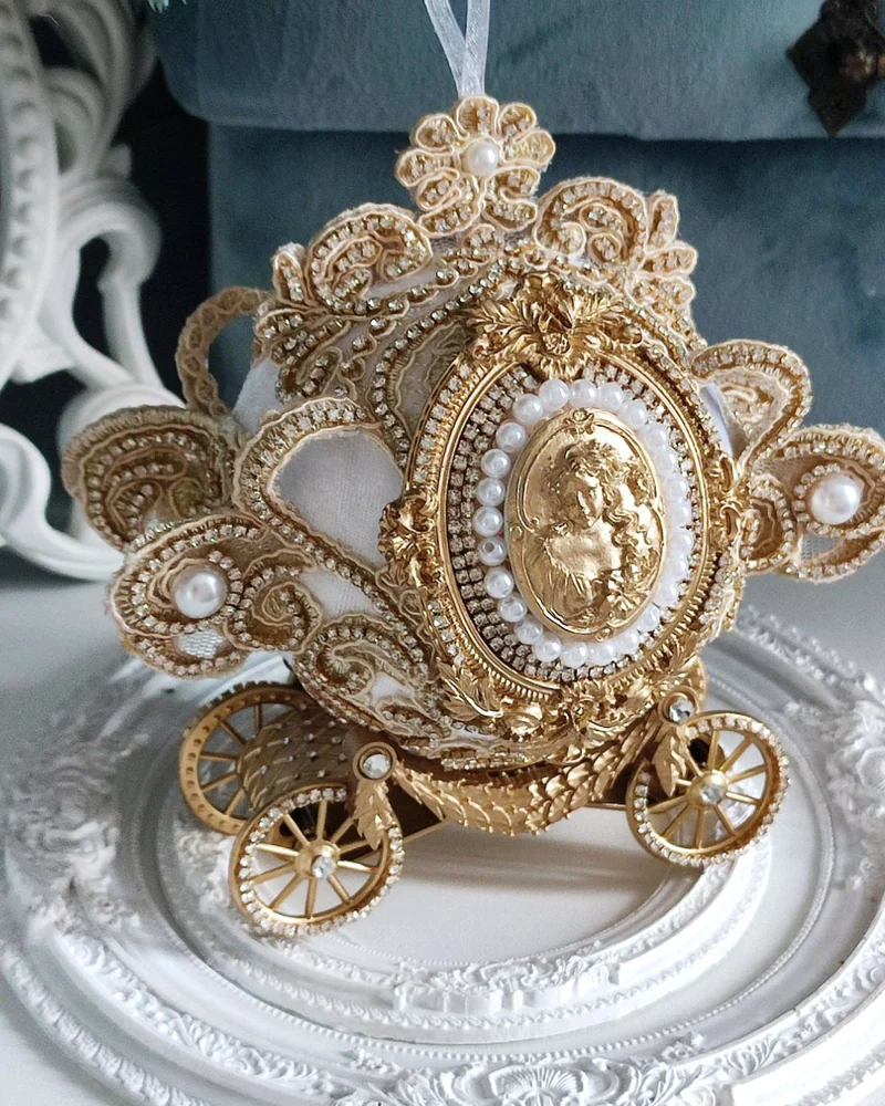 Ёлочная игрушка "Карета"