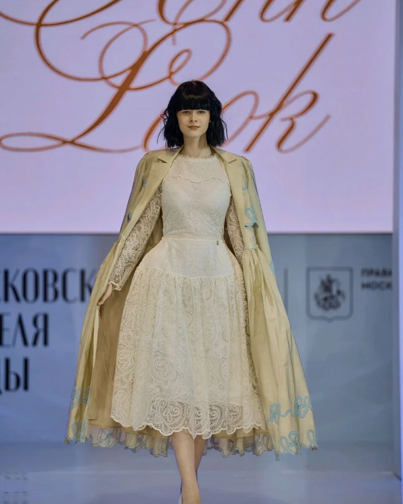 Кружевное платье Ход королевы, кружево хлопок Италия