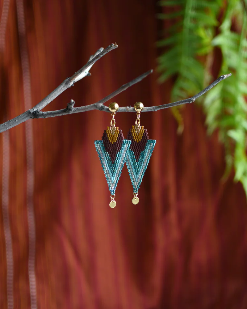 Серьги из бисера "Острие"