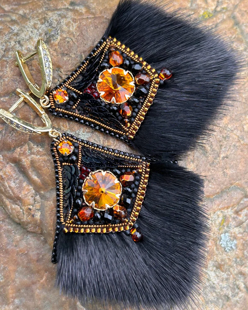 Серьги вышитые с мехом норки, мультиколор