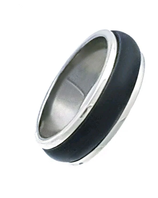 Кольцо "Black Titanium" на белом золоте — цвет: красный