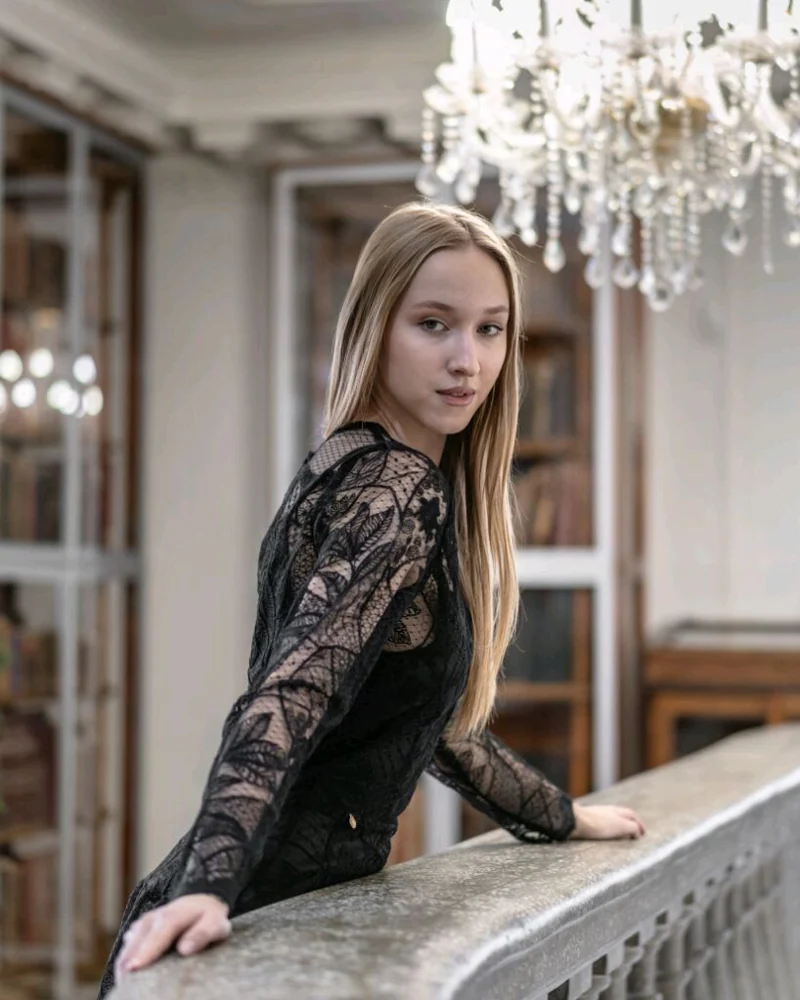 Кружевное платье Черная ночь, вышивка на сетке