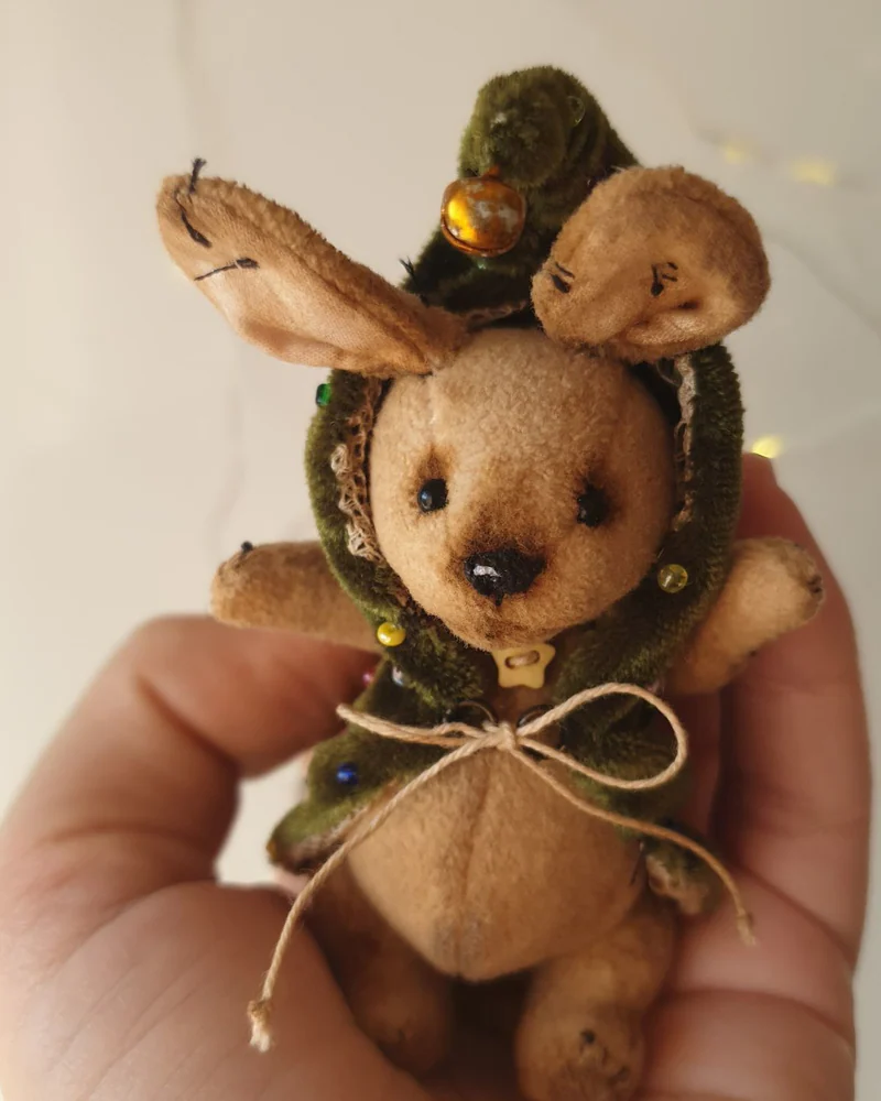 Коричневый коллекционный зайчик