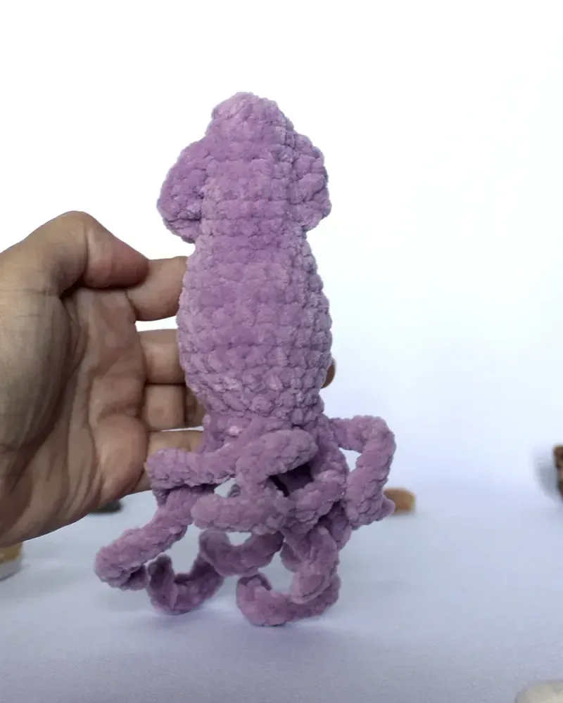 Мягкая вязаная игрушка «Кальмар» — Сиреневый