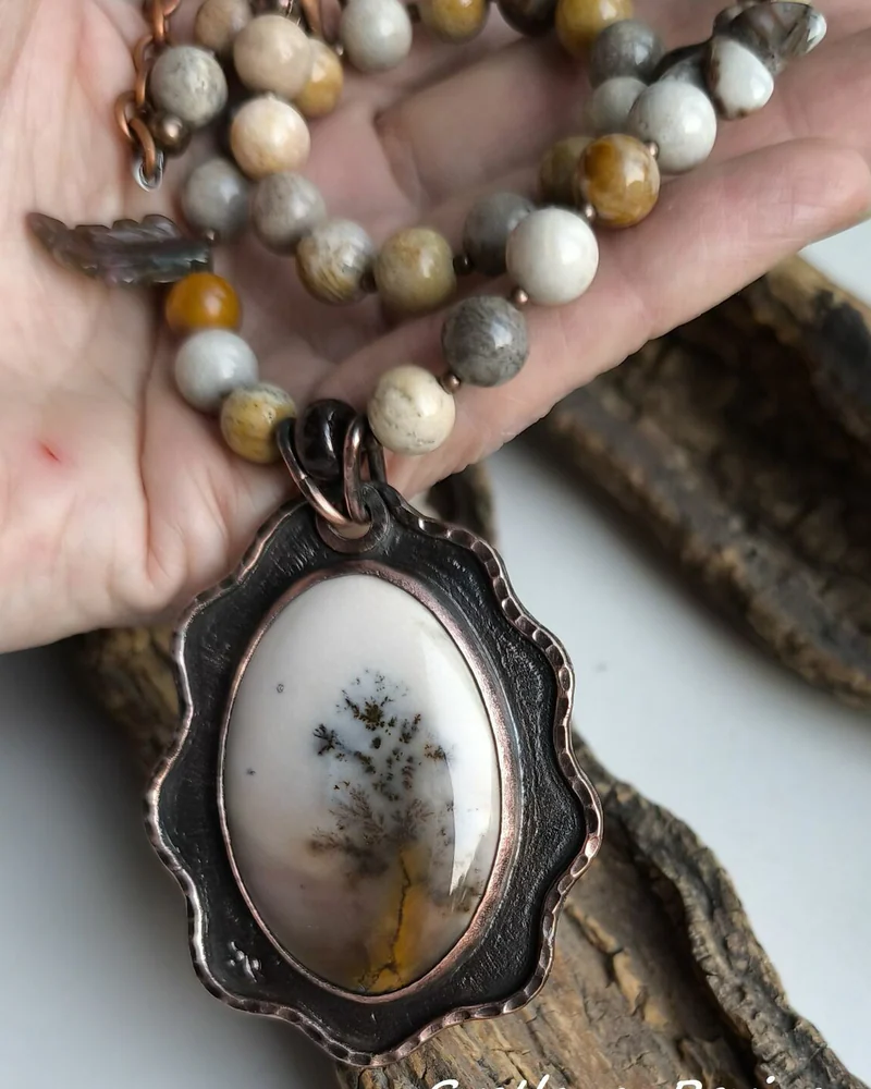 "Фарфоровая осень" пейзажный агат, окаменелый коралл