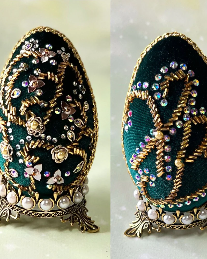 Пасхальное яйцо бархатное с золотым декором, зелёное — Основной