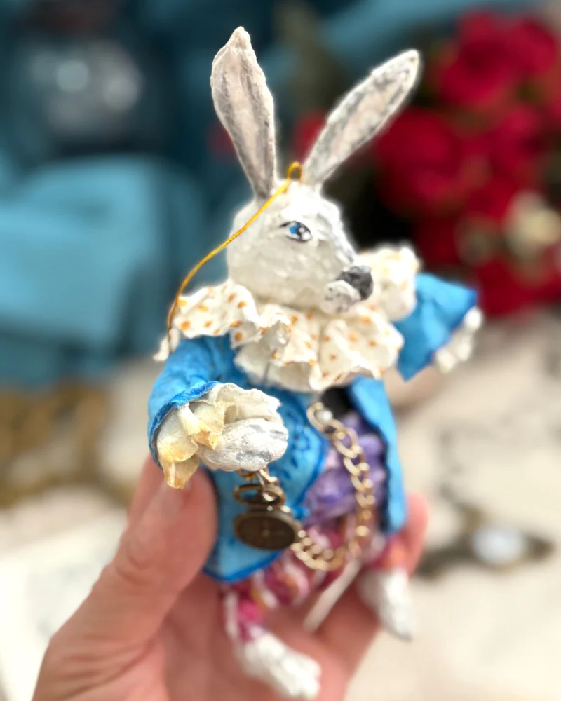 Ёлочные игрушки. Ватная игрушка Белый Кролик из Алисы в Стране Чудес