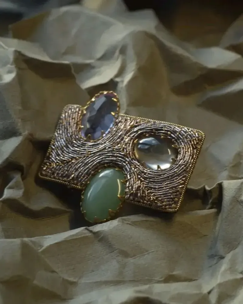 Брошь «Сад камней» (апсайклинг), разноцветная — Основной