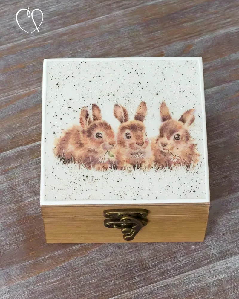 Шкатулка деревянная с рисунком, 10 × 10 × 7 см — Кролики
