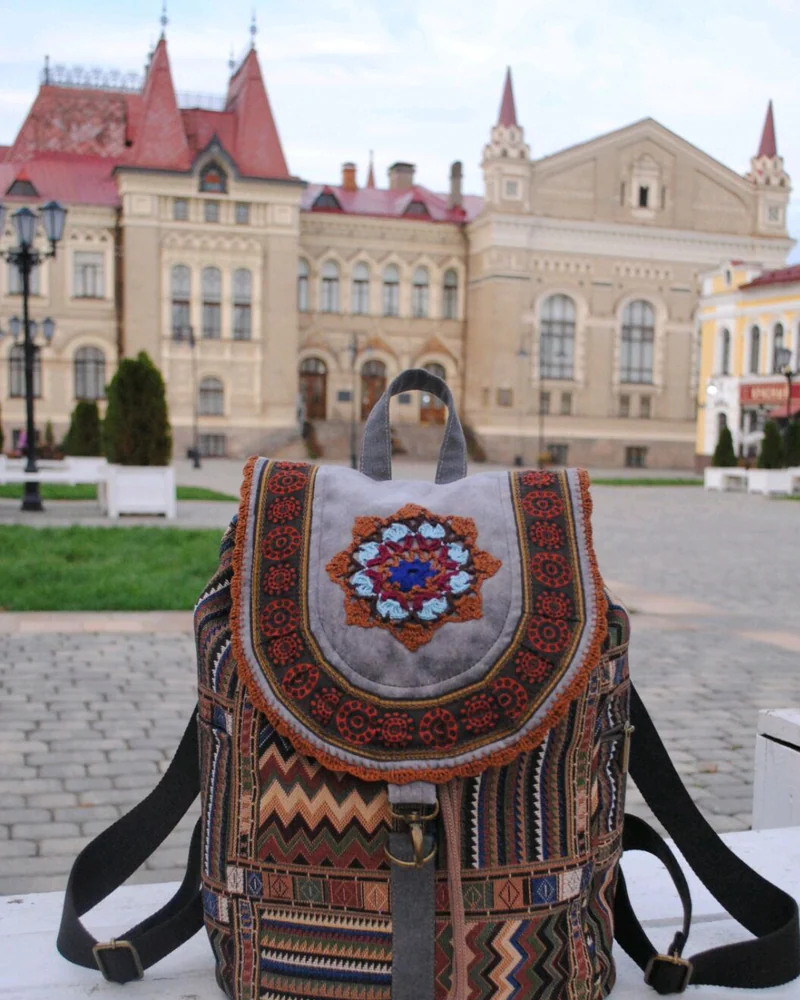 Бохо-рюкзак «Этника» — Серый клапан