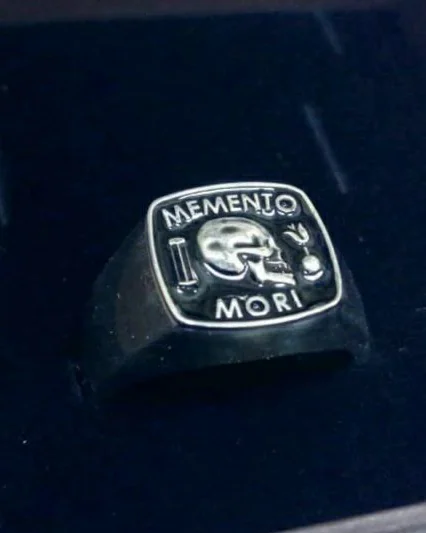 Кольцо "Memento Mori"