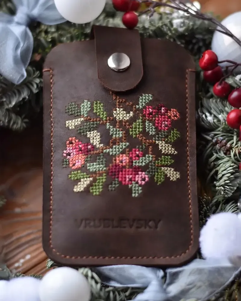 Ключница/Чехол для ключей из кожи Christmas berries — Основной