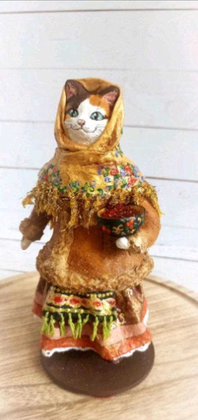 Кошечка Муся с блинами