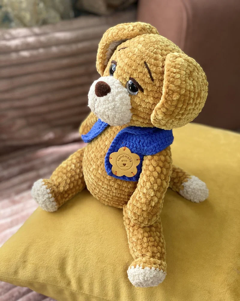 Вязаная собачка амигуруми