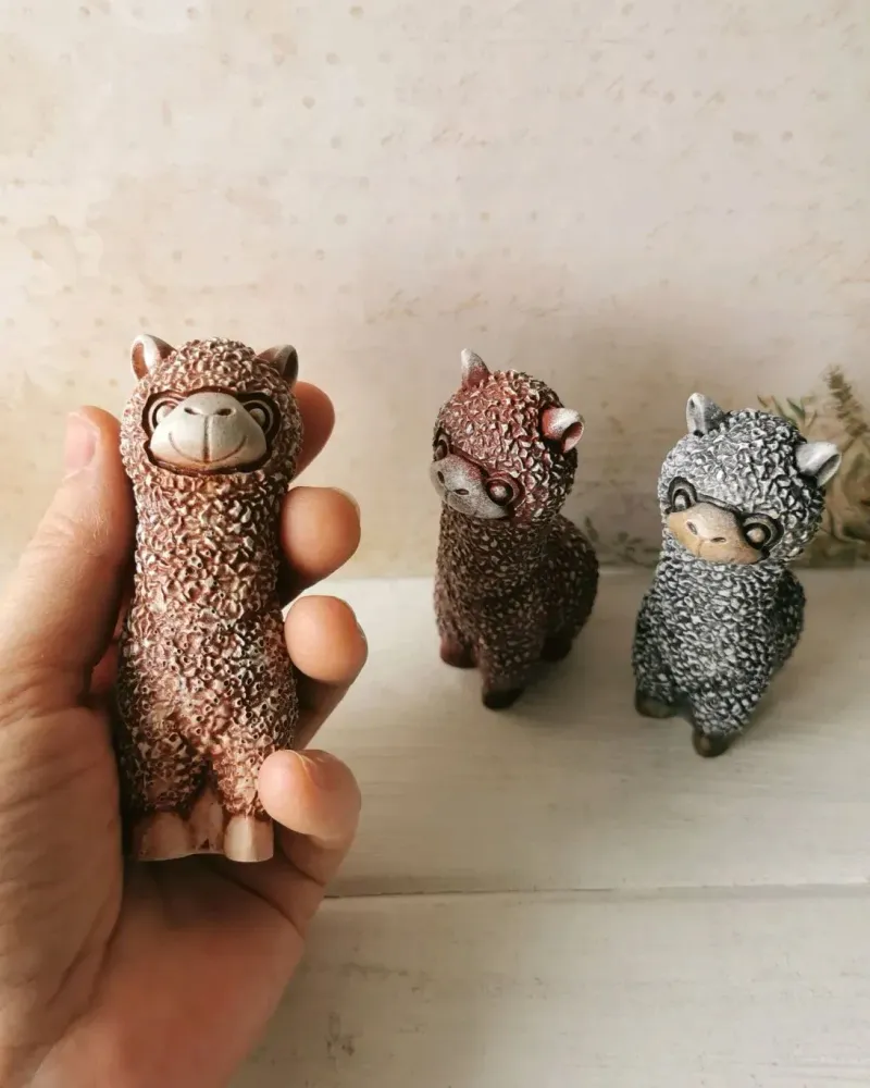Альпака, фигурка из гипса