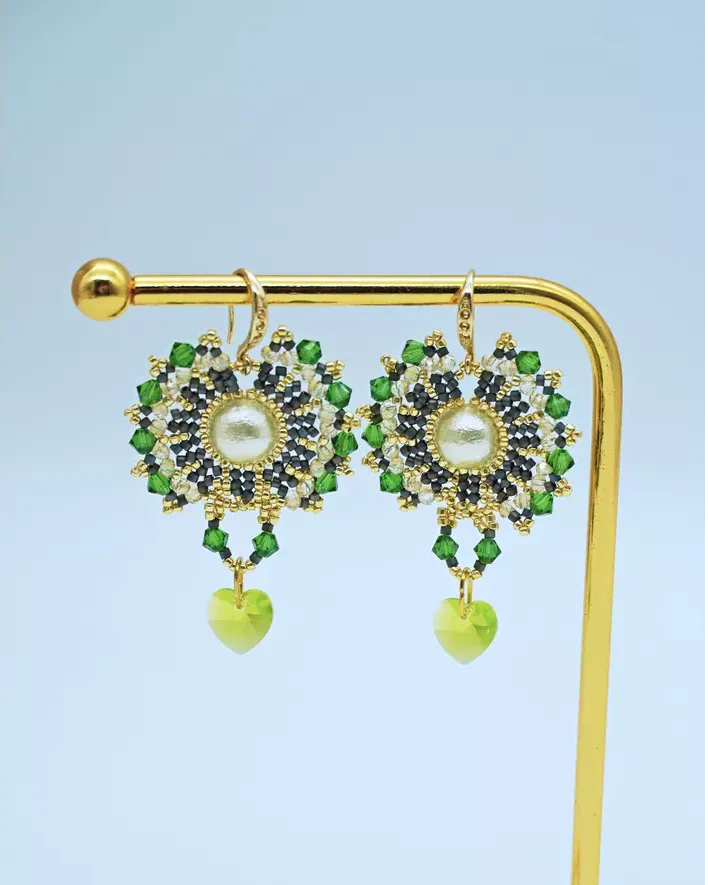 Серьги с хлопковым жемчугом и Swarovski