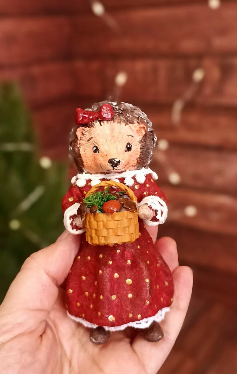 Ёжик с корзинкой