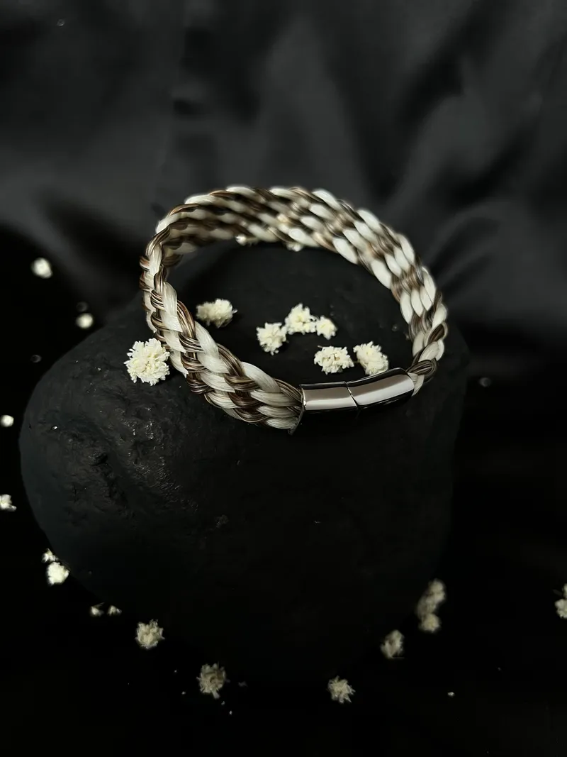 Браслет из конского волоса