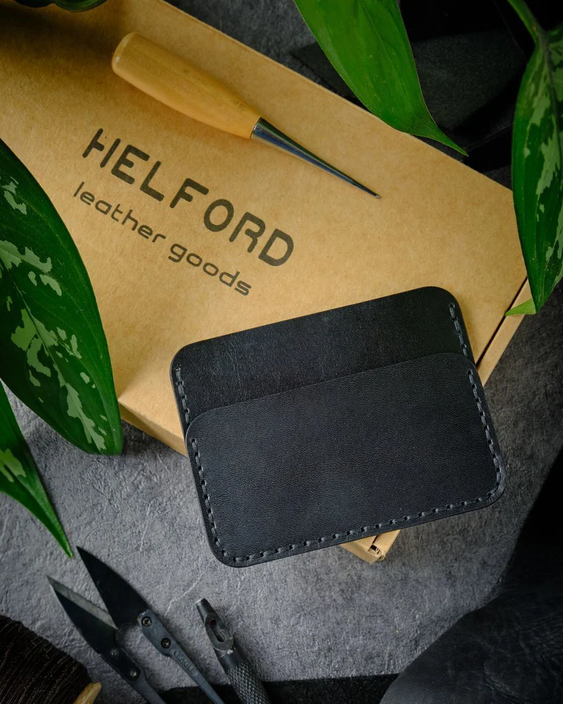 Картхолдер из натуральной кожи HELFORD Кроул2 чёрный