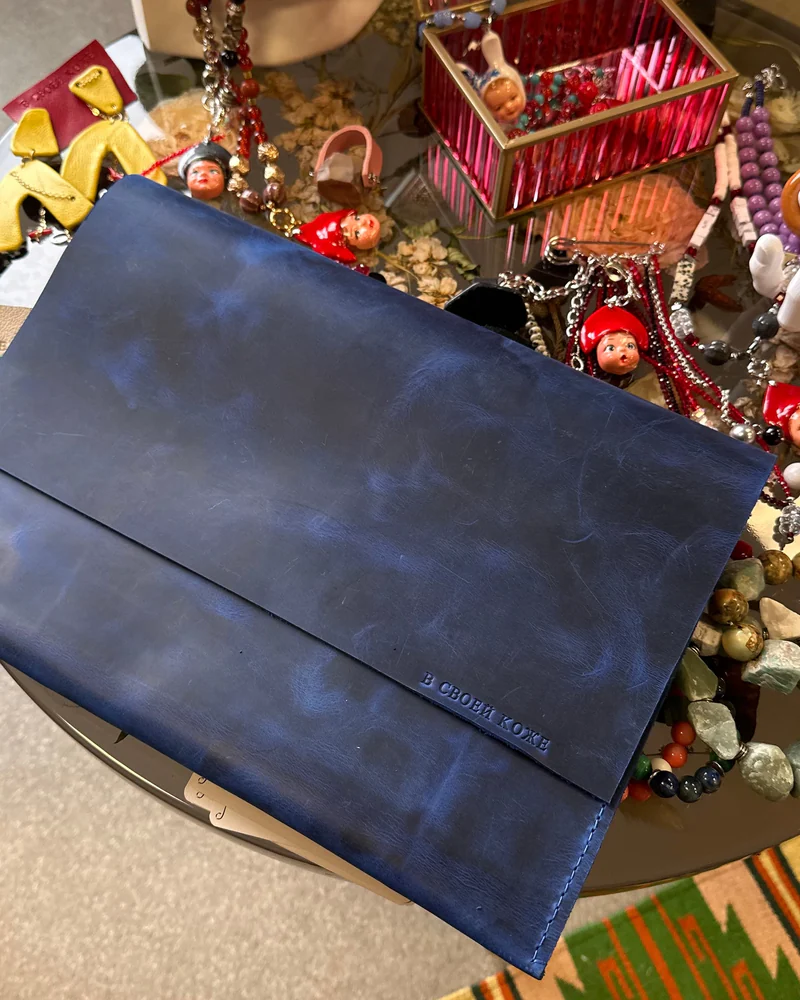 Синяя папка для MacBook