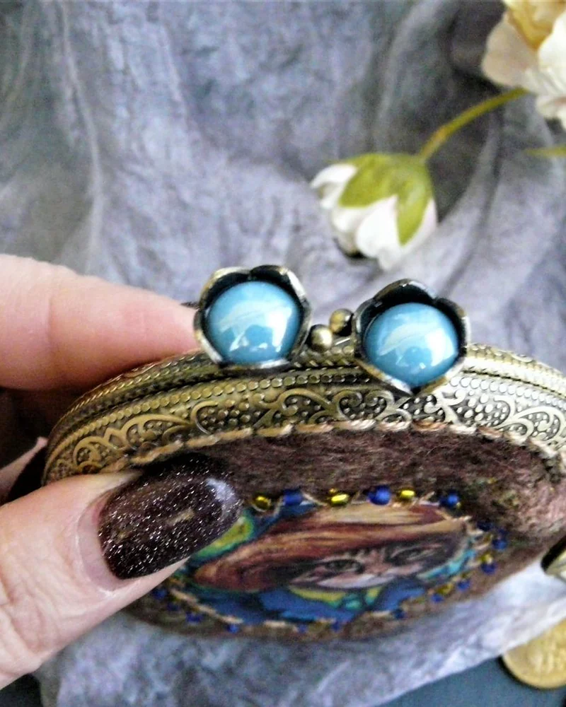 Кошелек женский с фермуаром. Кошелек монетница. Кот